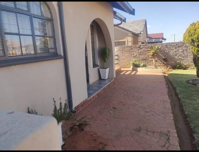 2 BEDROOM HOUSE FOR SALE IN ENNERDALE